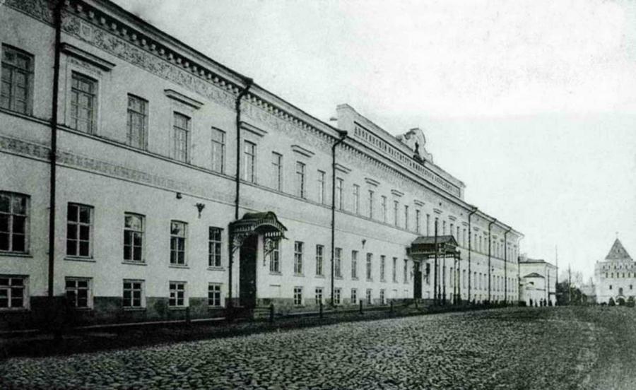 Нижний Новгород. Улица Варварская. Дворянский институт Александра II