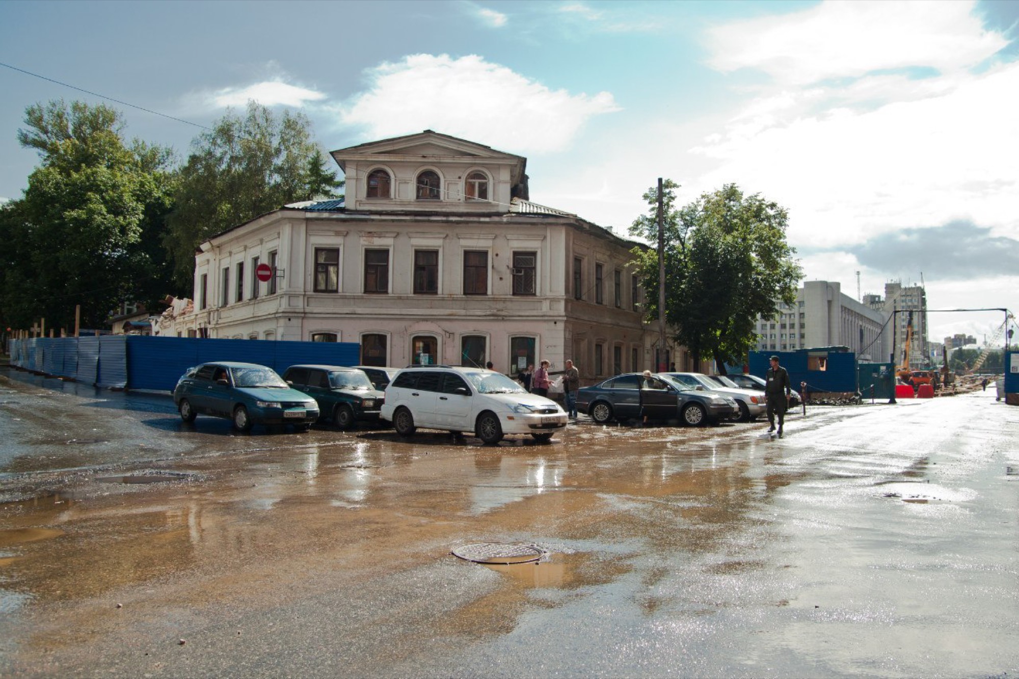 Старый особняк строительные работы улица Горького -е