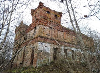 Усадьба Оболенских в Красной Горке, руины главного здания