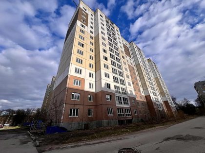Недостроенный дом Минобороны на проспекте Гагарина