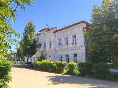 Здание Екатерининской женской гимназии в Арзамасе